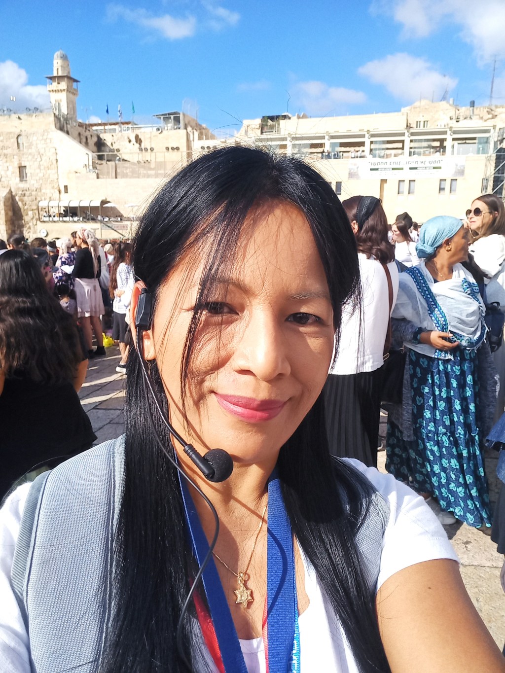 I'm Sofia Avital, a licensed Filipino tour guide in Israel